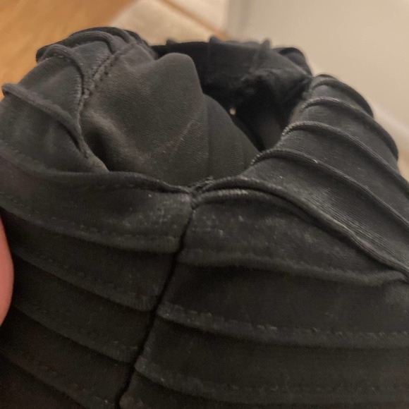 Tadashi Shoji MALIAH COLD-SHOULDER PINTUCK JERSEY DRESS - Picture 12 of 15